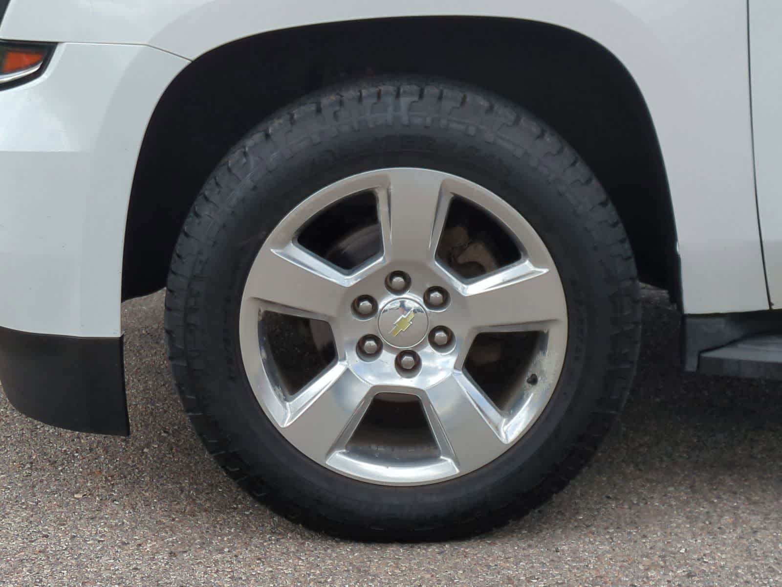 Thumbnail: 2015 Chevrolet Tahoe - 14