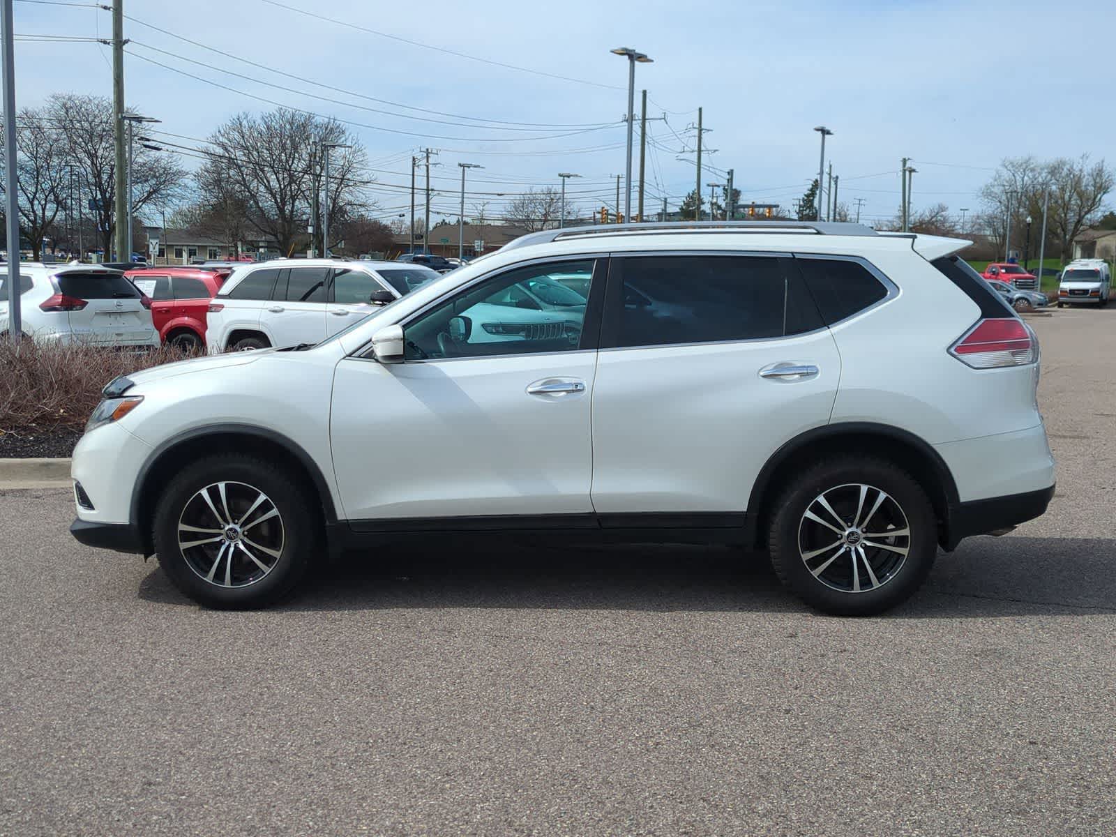 Thumbnail: 2015 Nissan Rogue - 5