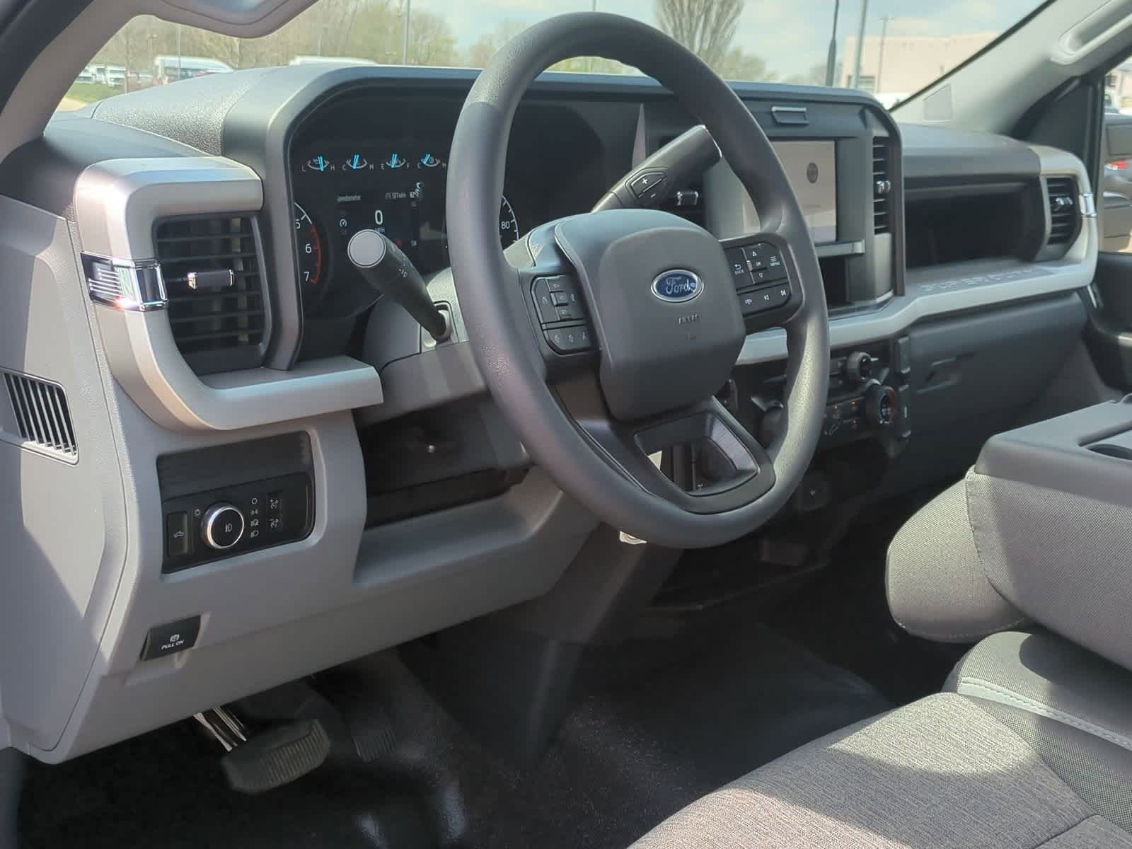 Thumbnail: 2025 Ford Econoline - 10