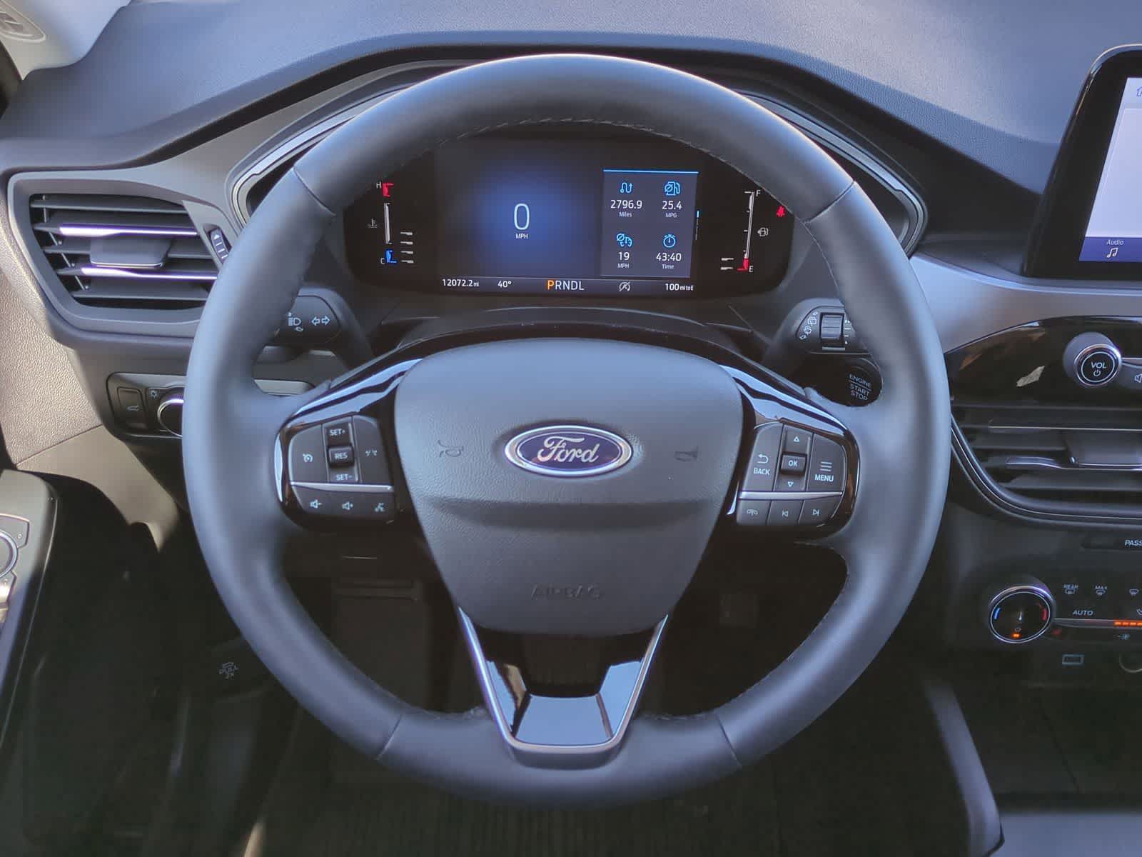 Thumbnail: 2023 Ford Escape - 22