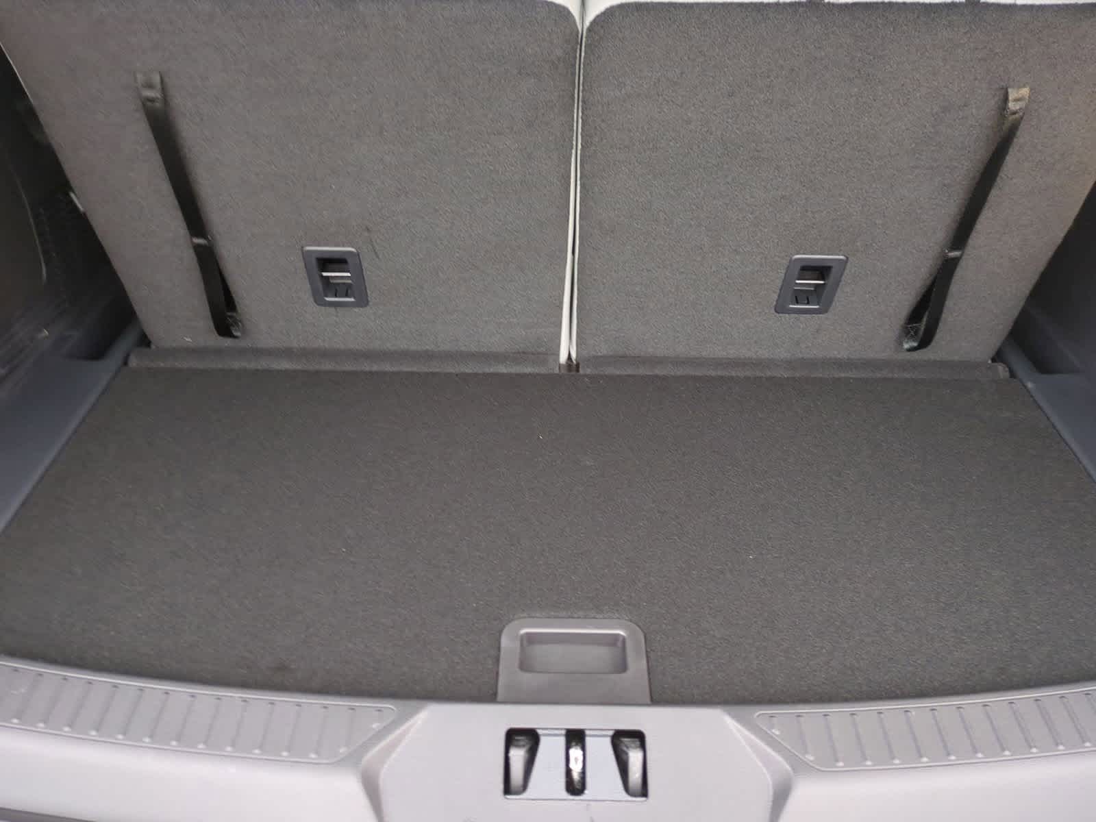 Thumbnail: 2026 Ford Explorer - 34