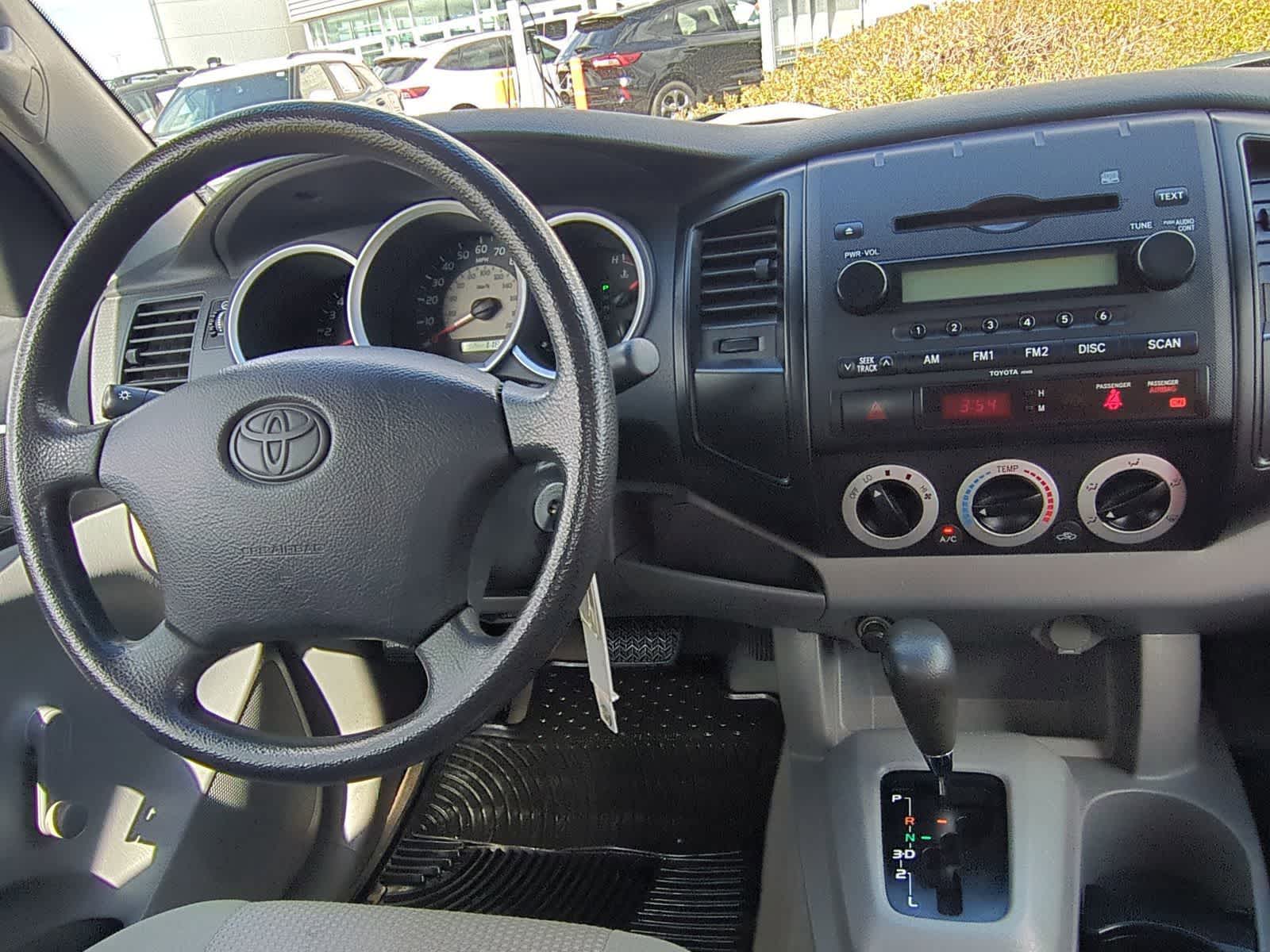 Thumbnail: 2006 Toyota Tacoma - 15