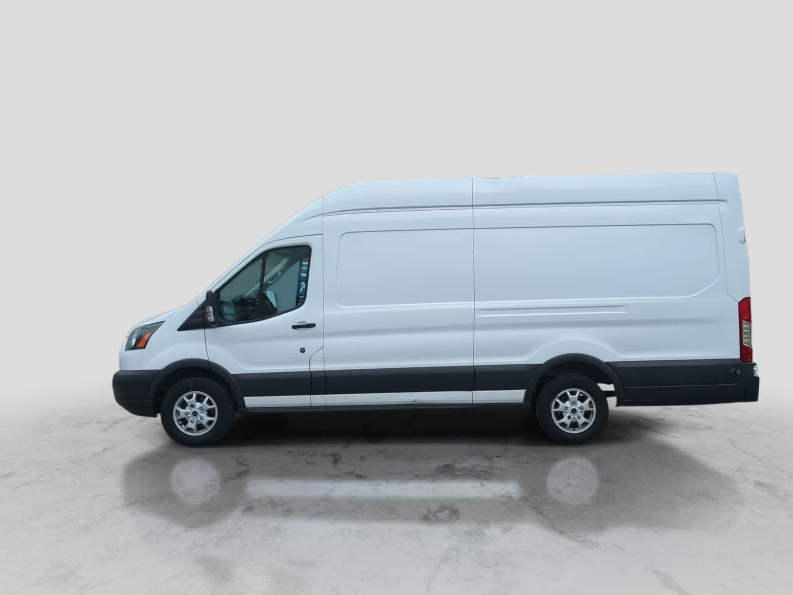 Thumbnail: 2015 Ford Transit Series - 5