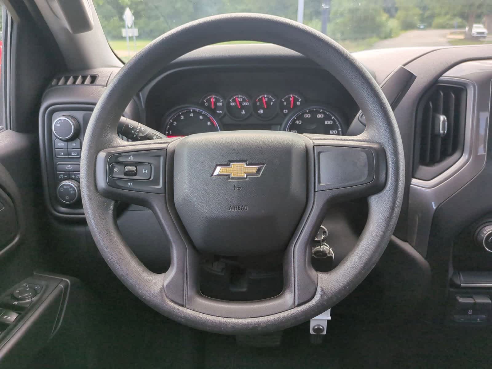 Thumbnail: 2019 Chevrolet Silverado 1500 - 22