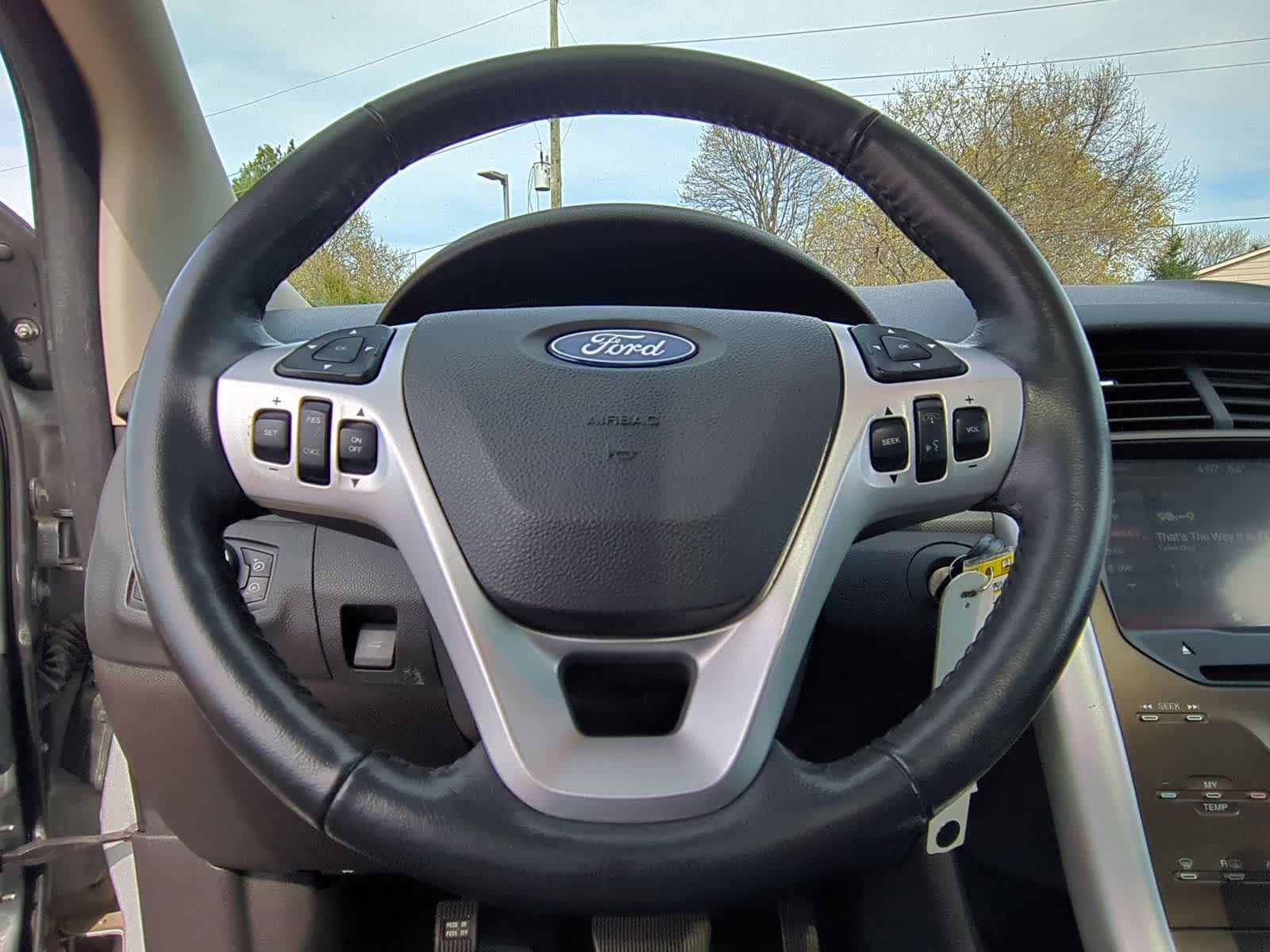 Thumbnail: 2012 Ford Edge - 23