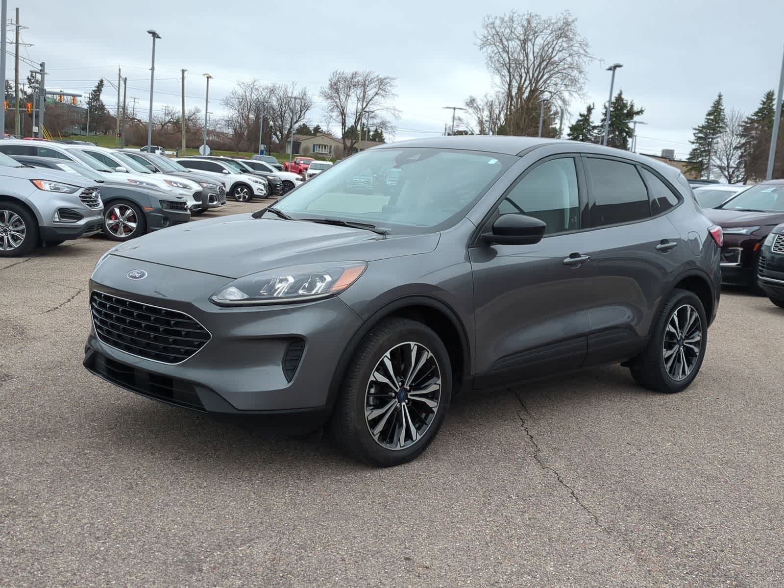 Thumbnail: 2021 Ford Escape - 4