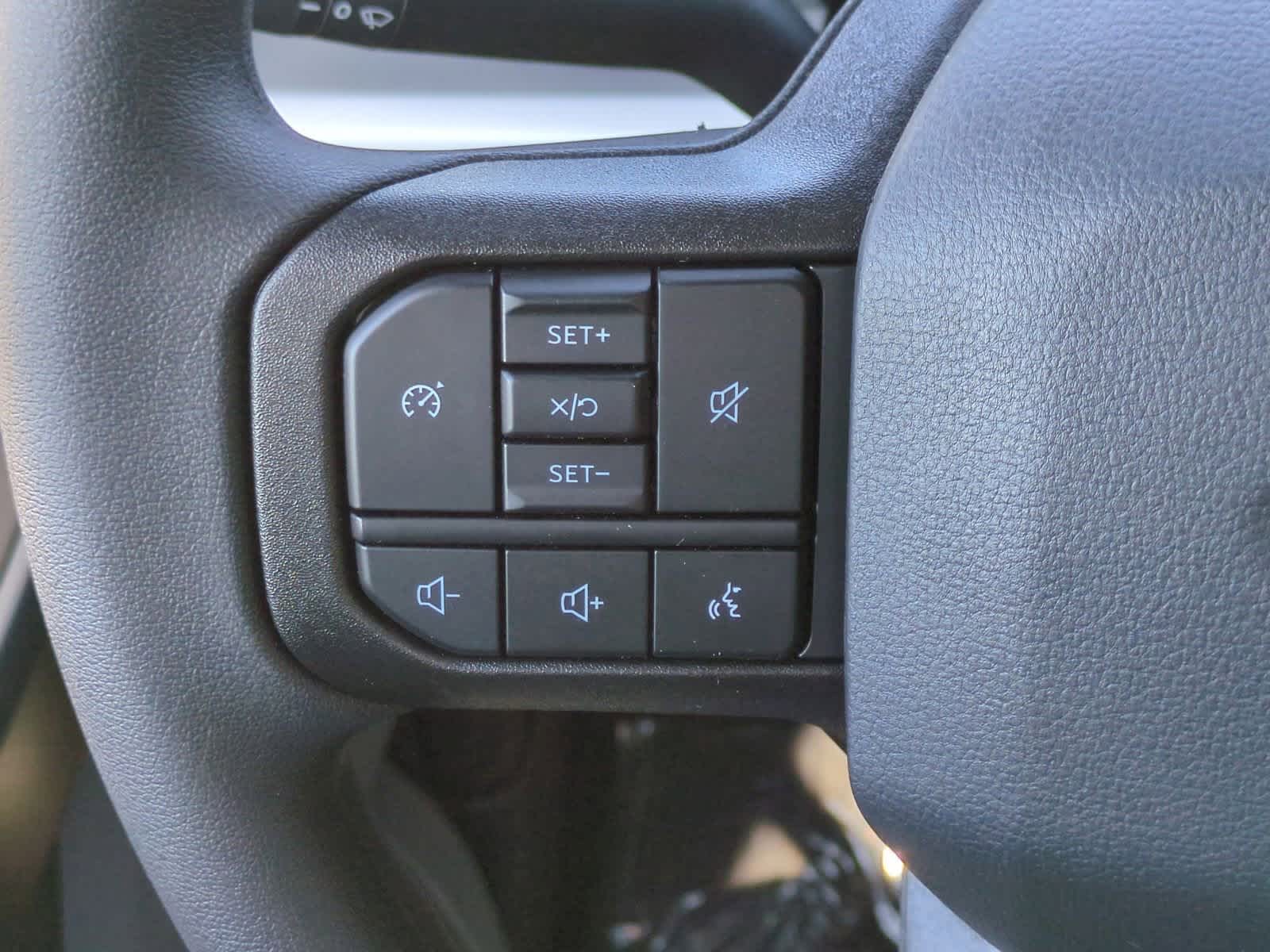 Thumbnail: 2025 Ford Econoline - 20