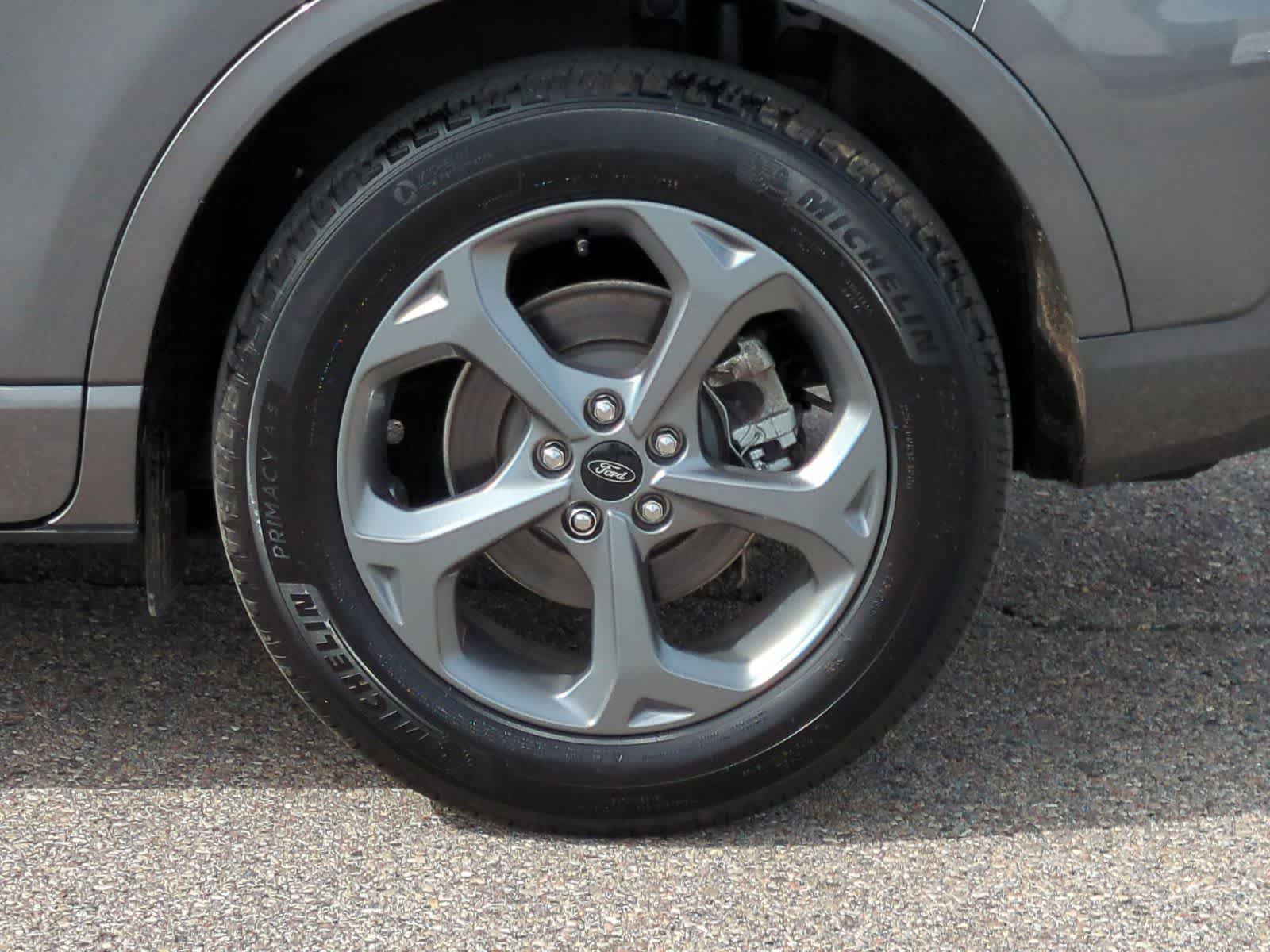 Thumbnail: 2023 Ford Escape - 14