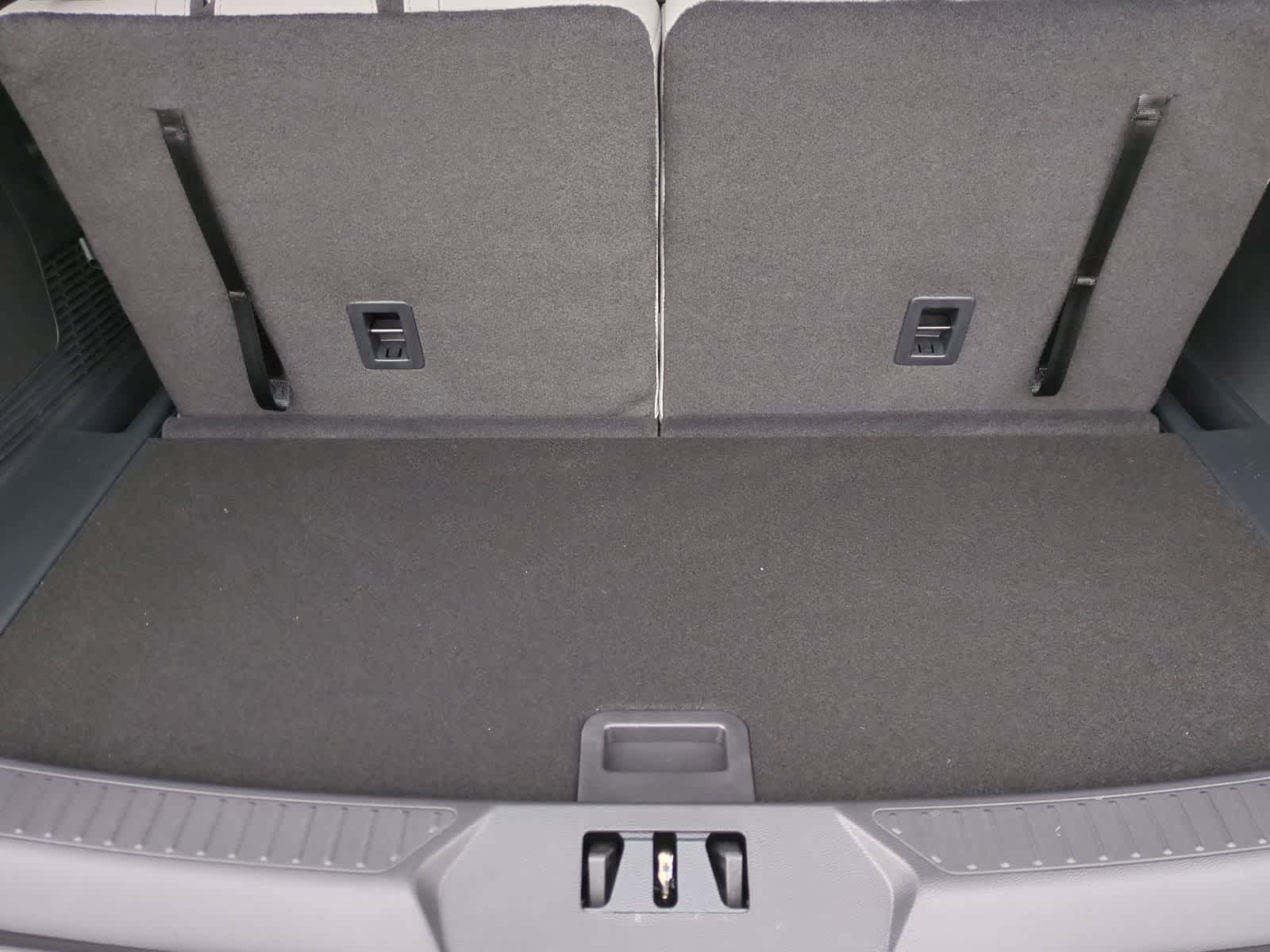 Thumbnail: 2026 Ford Explorer - 33