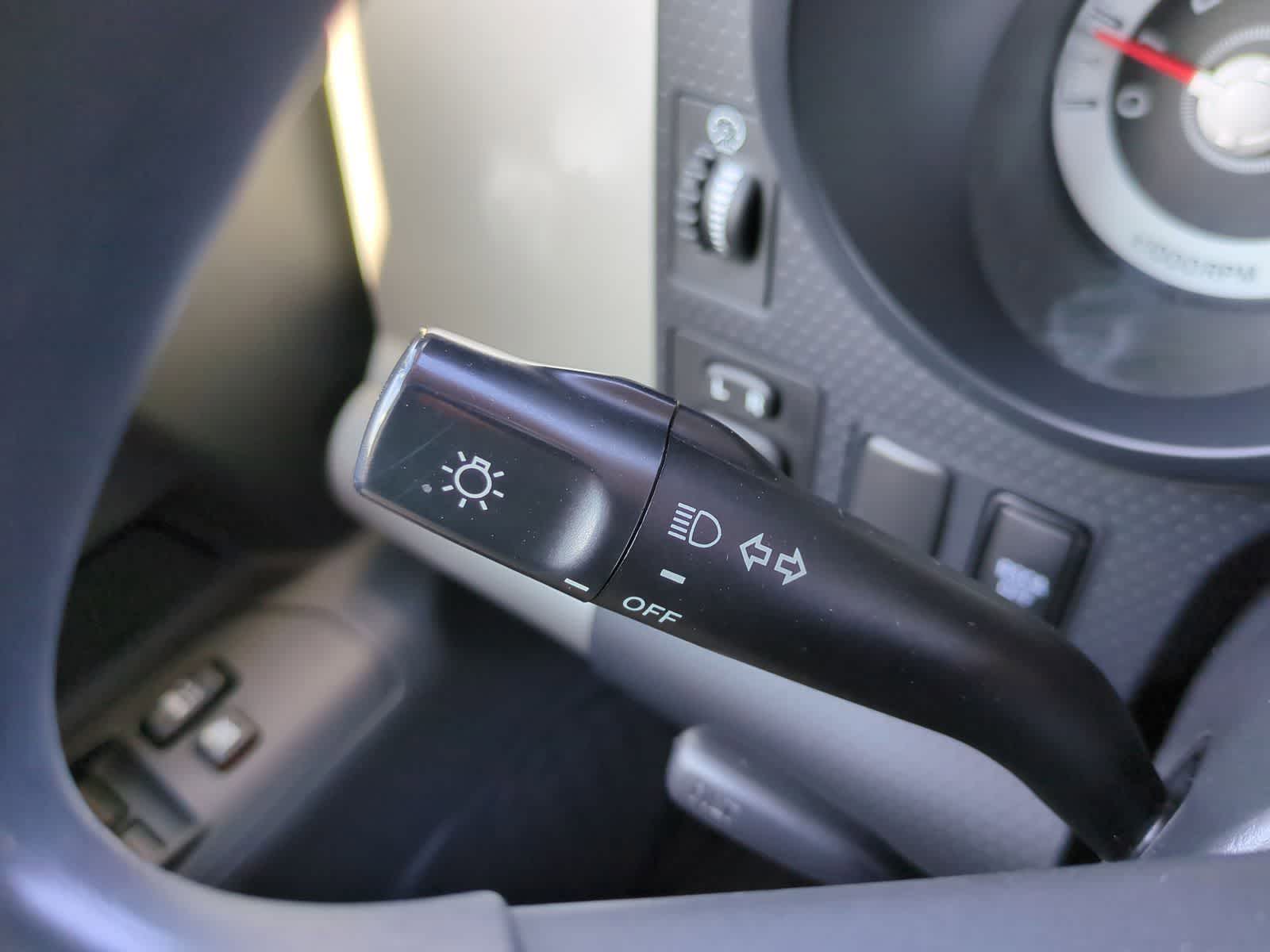 Thumbnail: 2010 Toyota FJ Cruiser - 27