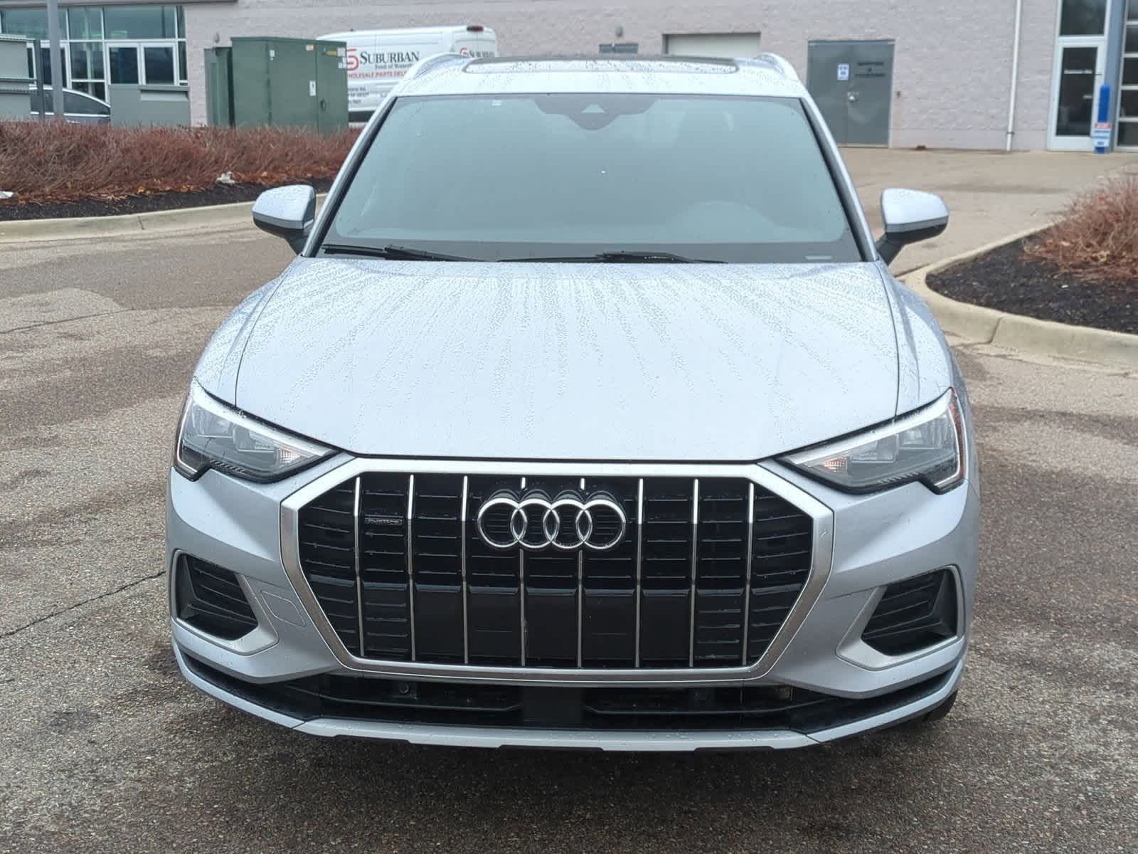 Thumbnail: 2020 Audi Q3 - 3