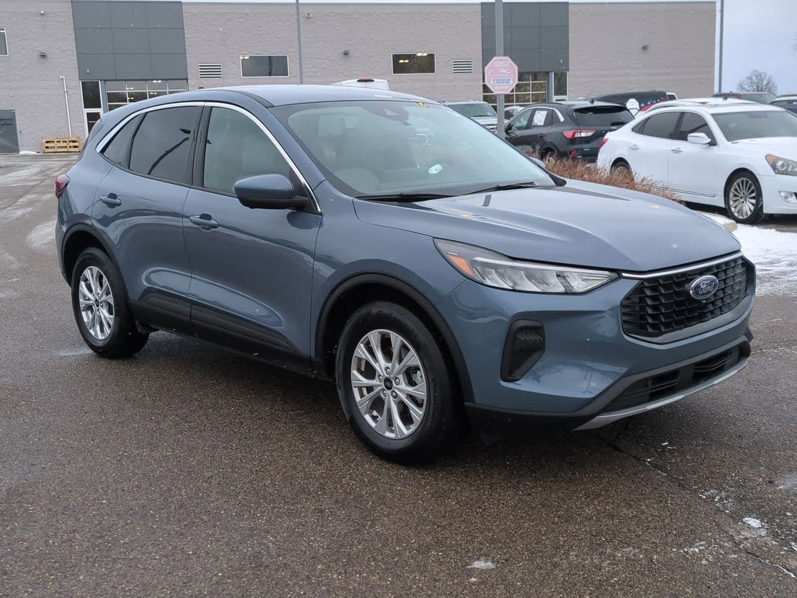 Thumbnail: 2023 Ford Escape - 2