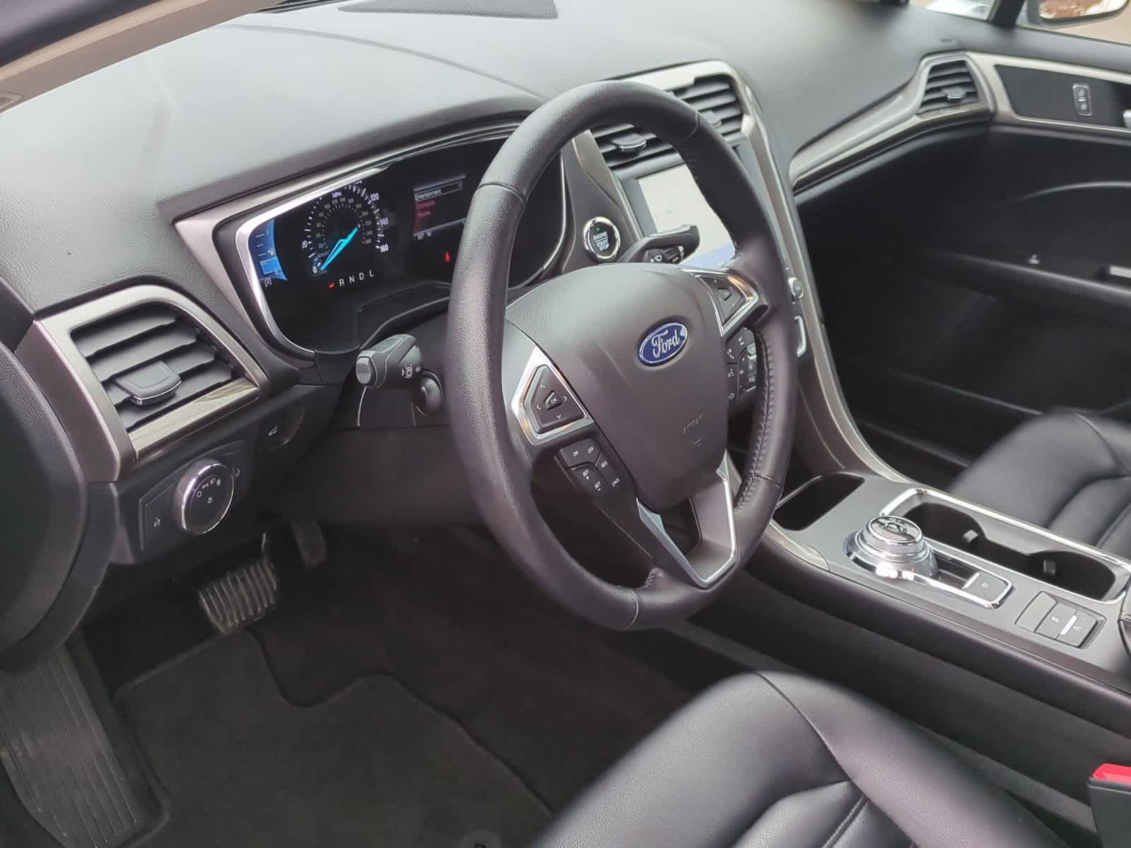 Thumbnail: 2020 Ford Fusion - 10