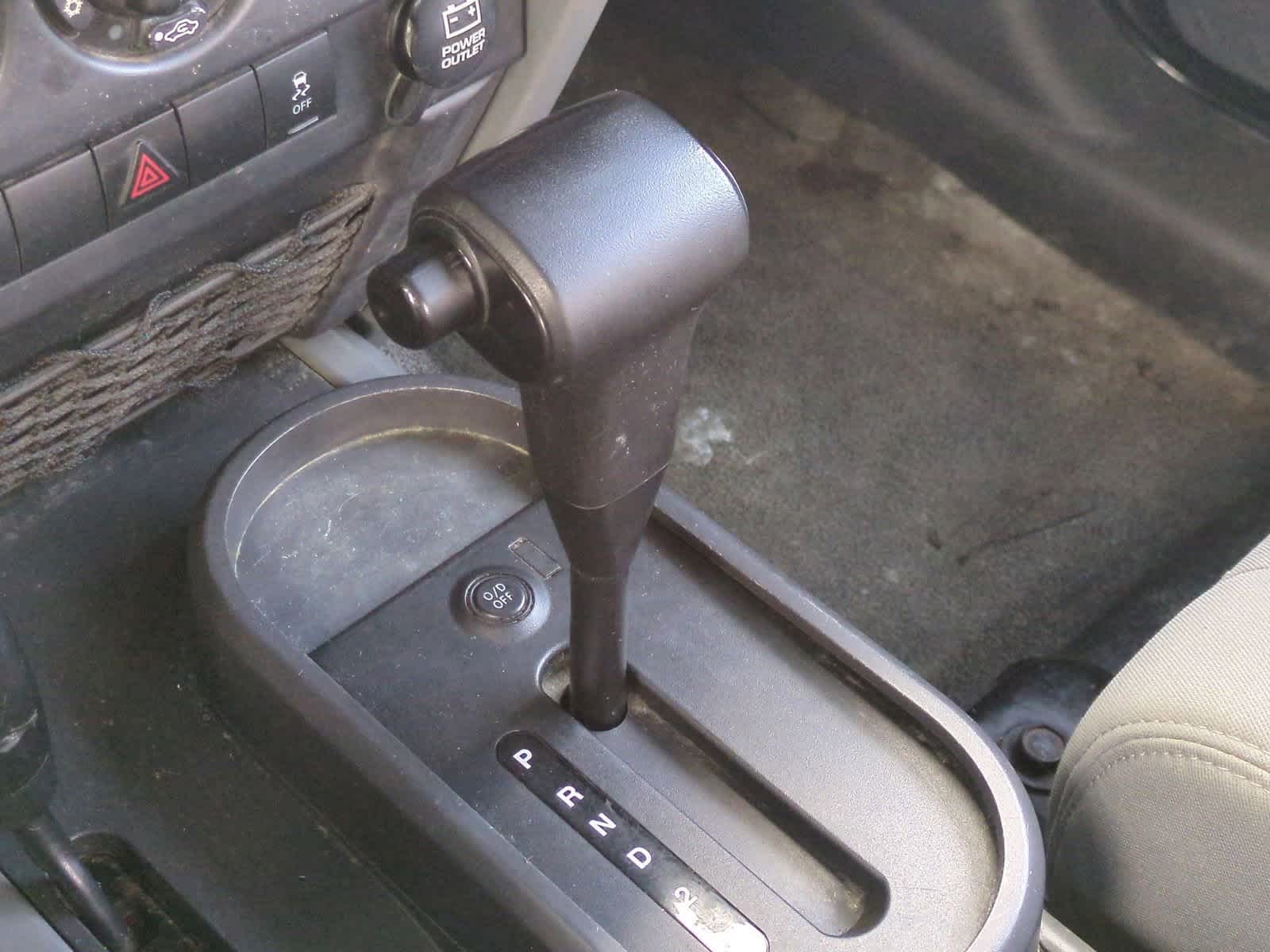 Thumbnail: 2010 Jeep Wrangler - 27