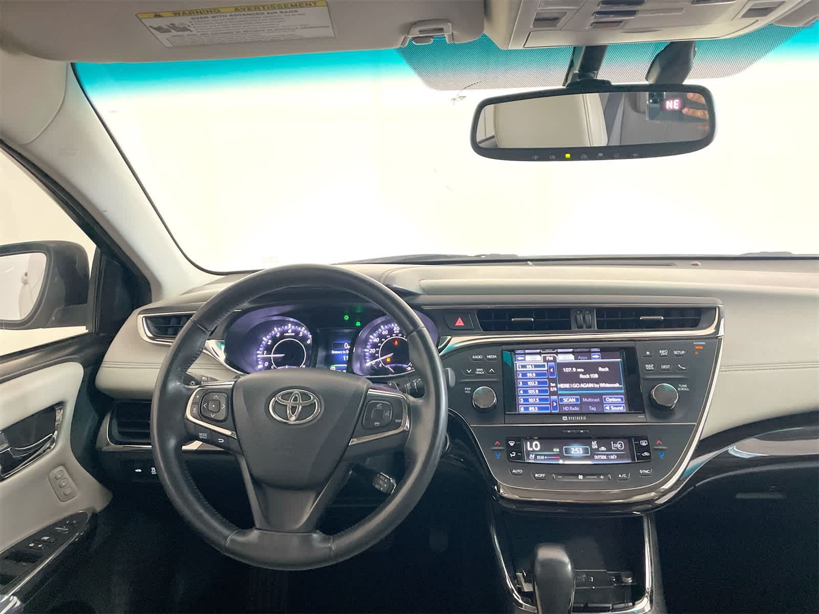 Thumbnail: 2013 Toyota Avalon - 16