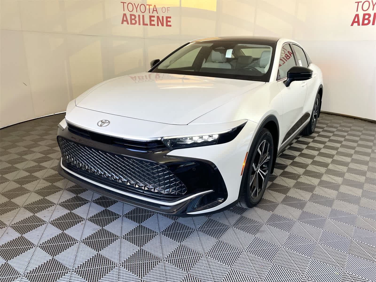 Thumbnail: 2026 Toyota Crown - 1