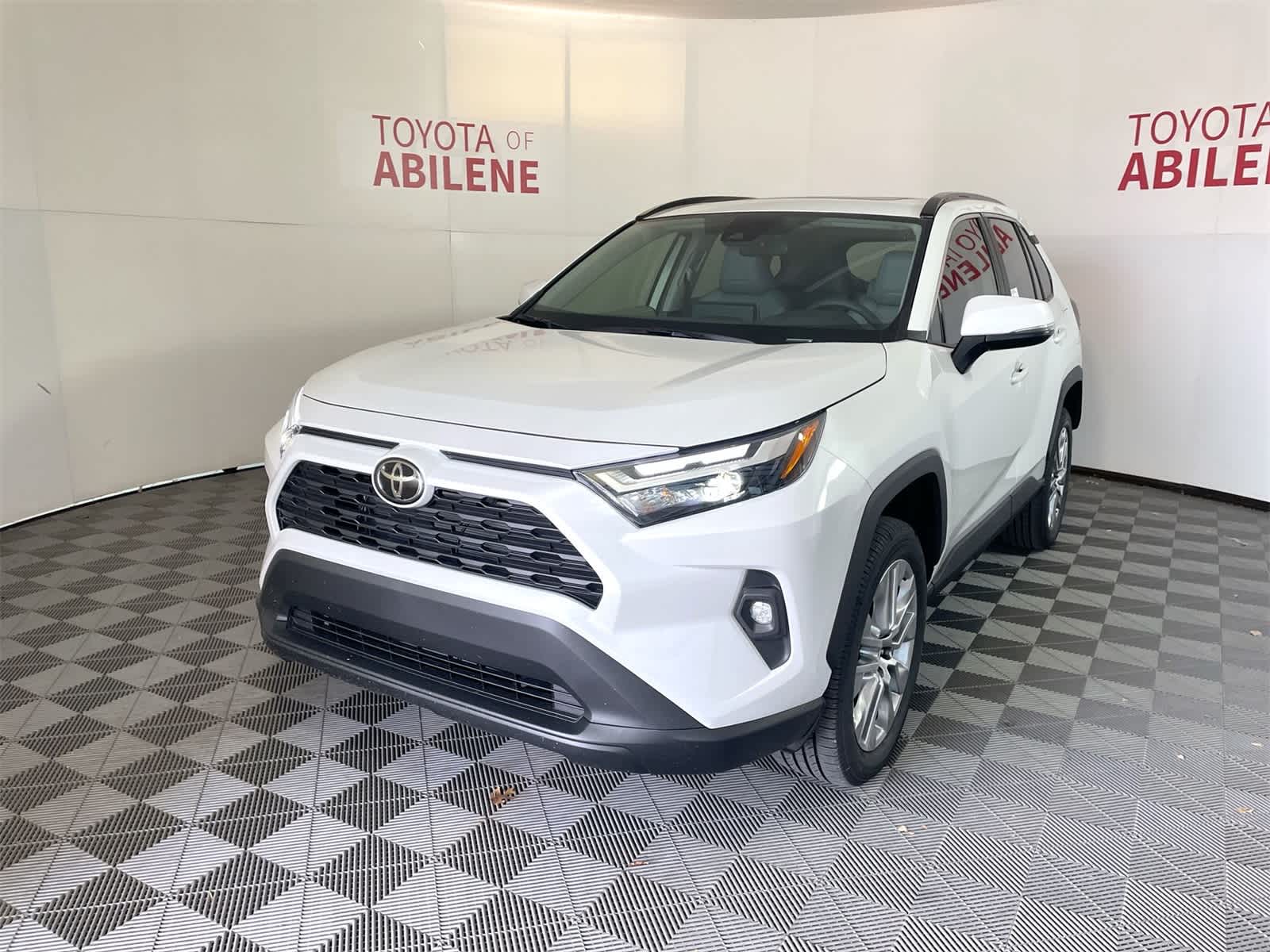 Thumbnail: 2025 Toyota RAV4 - 1