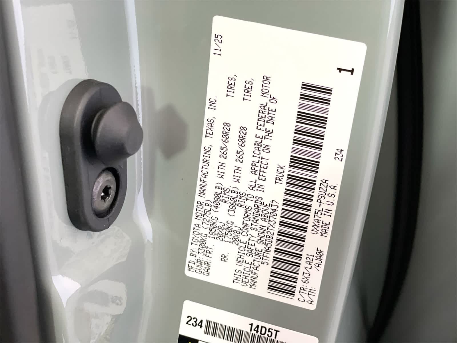 Thumbnail: 2026 Toyota Tundra - 29