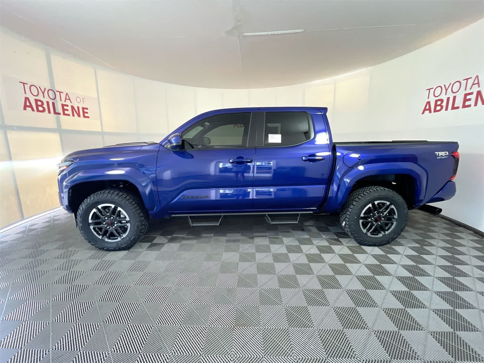 Thumbnail: 2025 Toyota Tacoma - 2