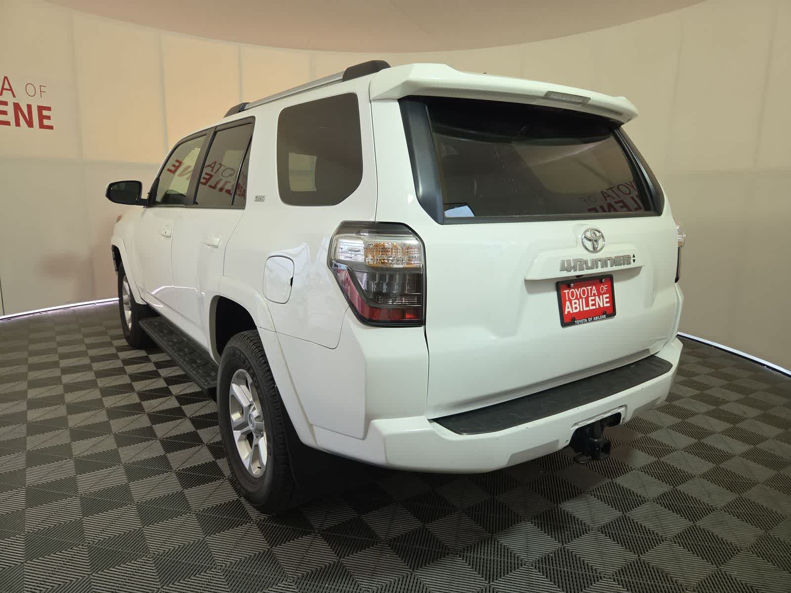 Thumbnail: 2024 Toyota 4Runner - 3