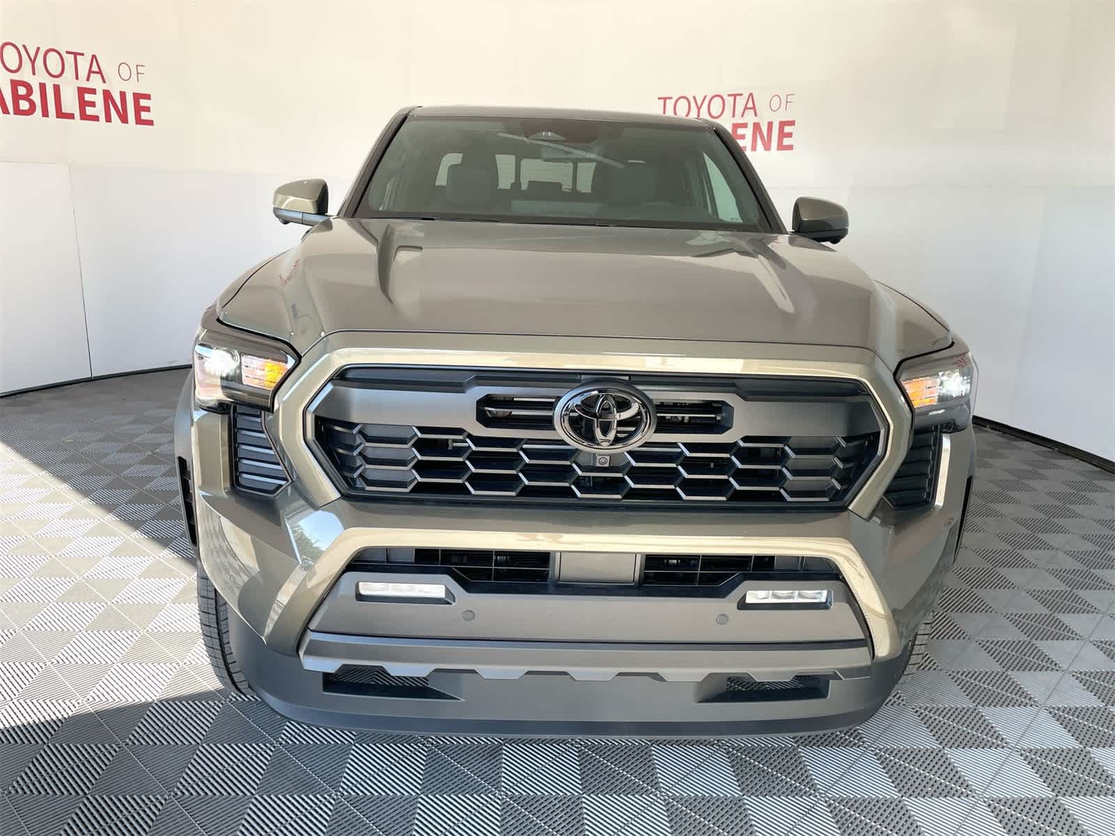Thumbnail: 2025 Toyota Tacoma - 8