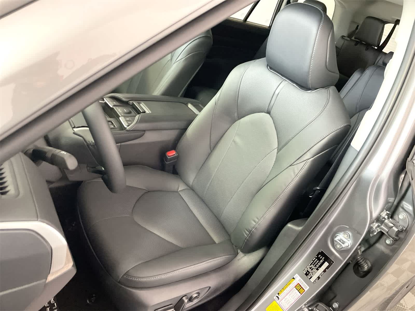 Thumbnail: 2026 Toyota Grand Highlander - 10