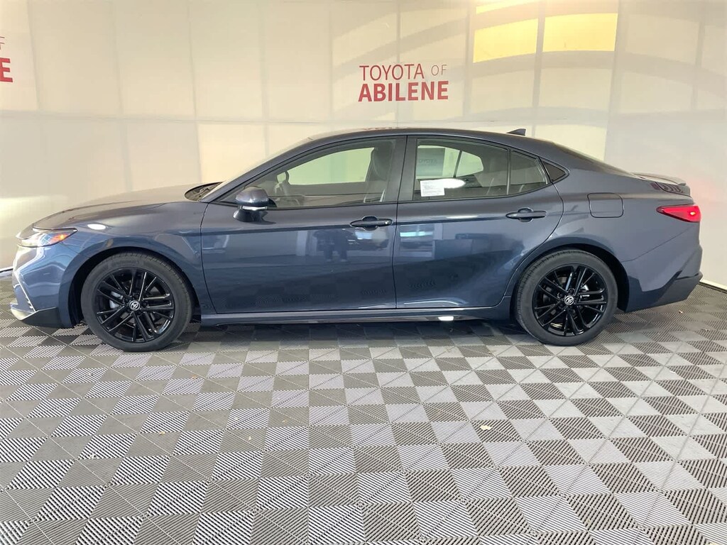 New 2026 Toyota Camry SE Sedan