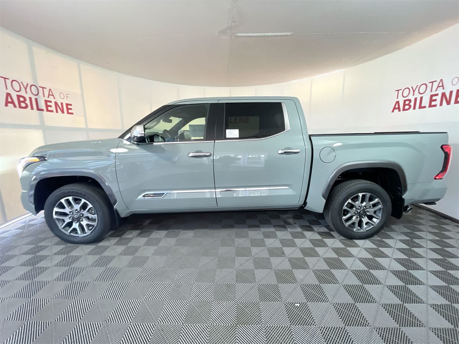 Thumbnail: 2025 Toyota Tundra - 2
