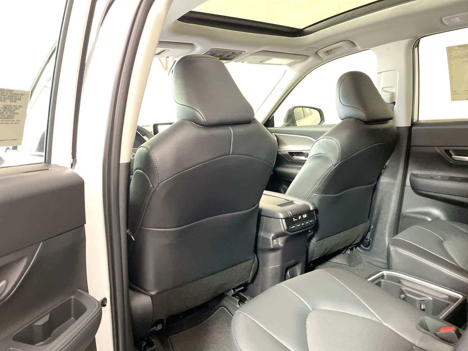 Thumbnail: 2026 Toyota Grand Highlander - 13