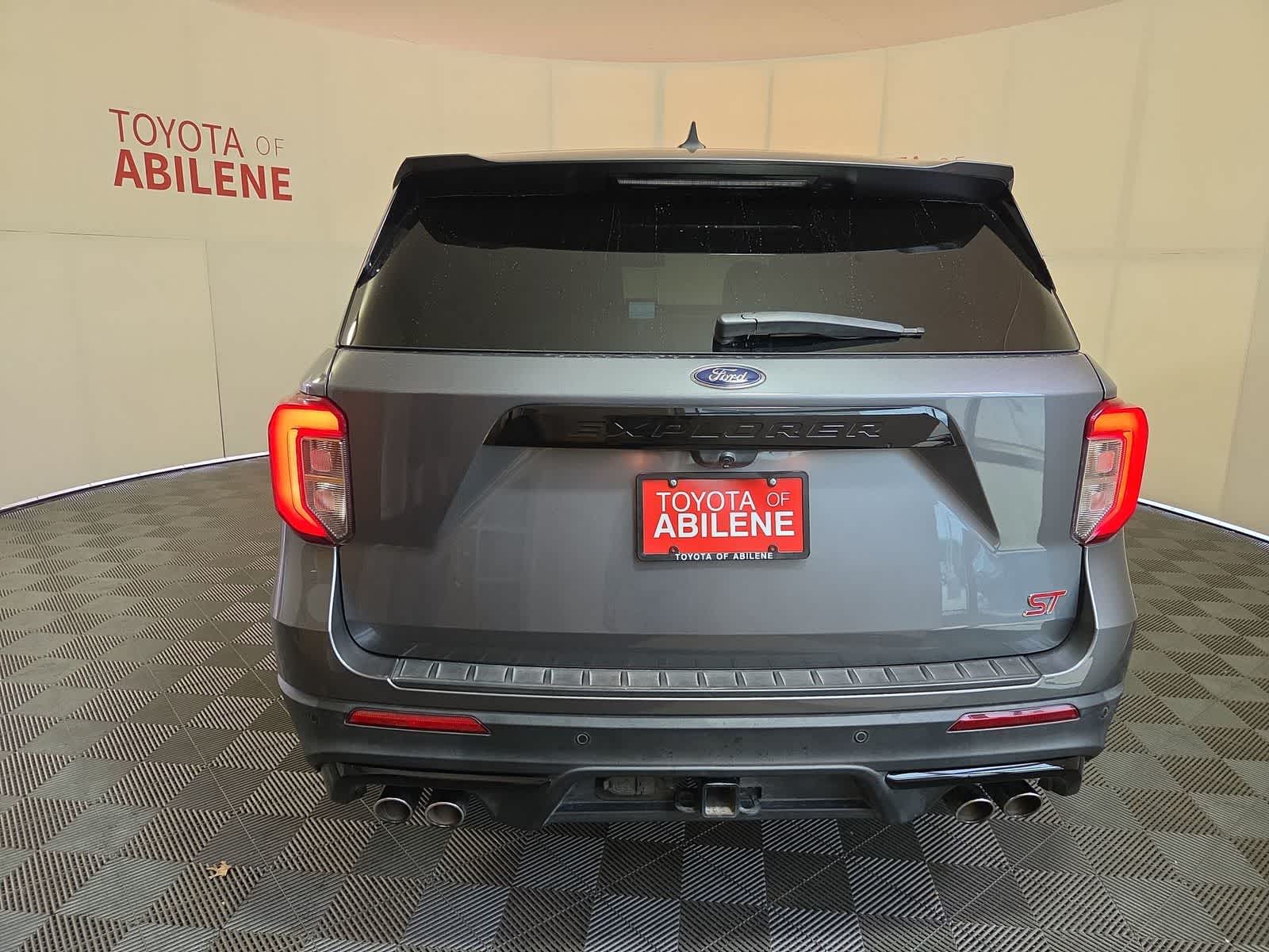 Thumbnail: 2021 Ford Explorer - 3