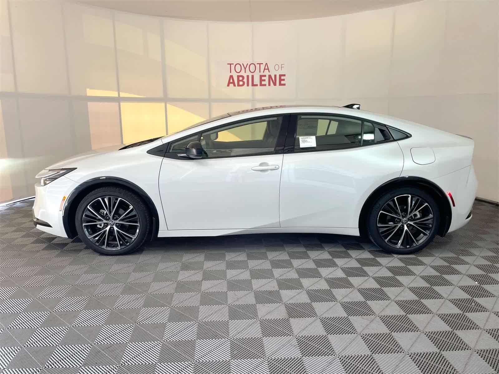 Thumbnail: 2026 Toyota Prius - 2