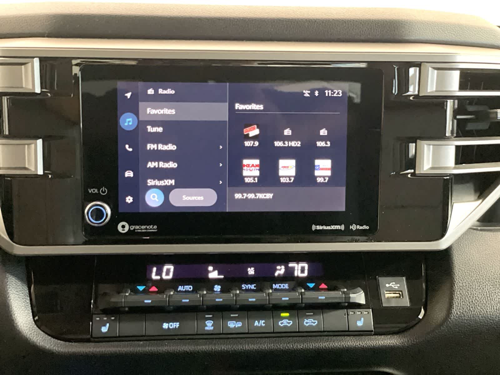 Thumbnail: 2023 Toyota Tundra - 19