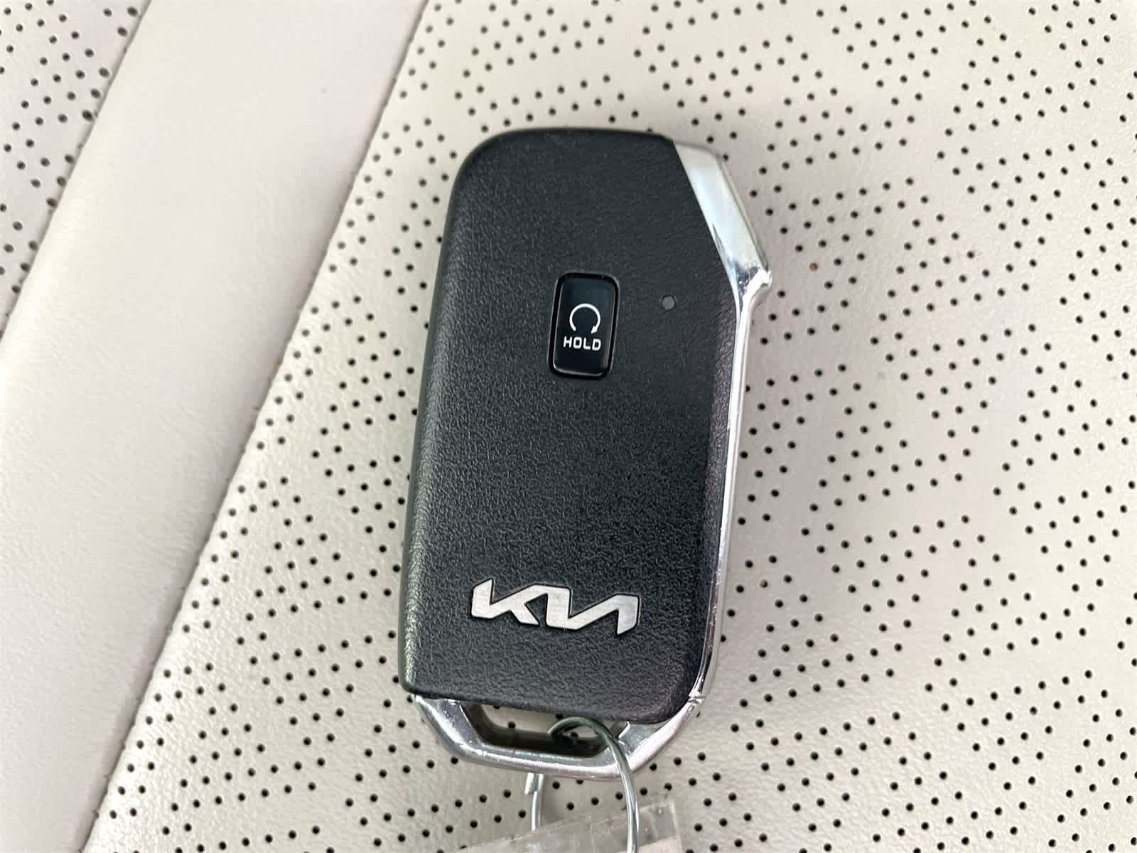Thumbnail: 2023 Kia Sorento - 29