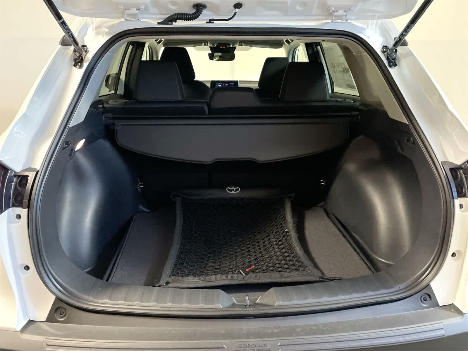 Thumbnail: 2026 Toyota Corolla Cross - 5