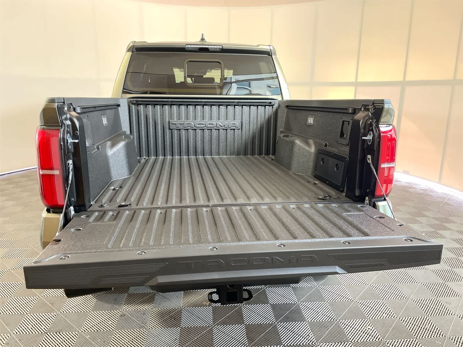 Thumbnail: 2025 Toyota Tacoma - 5