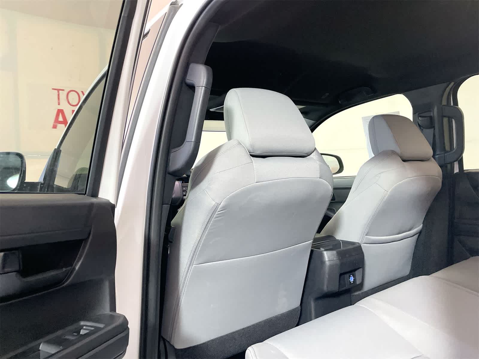 Thumbnail: 2025 Toyota Tacoma - 12