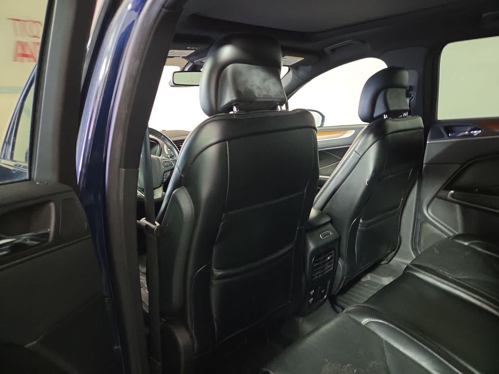 Thumbnail: 2019 Lincoln MKC - 10