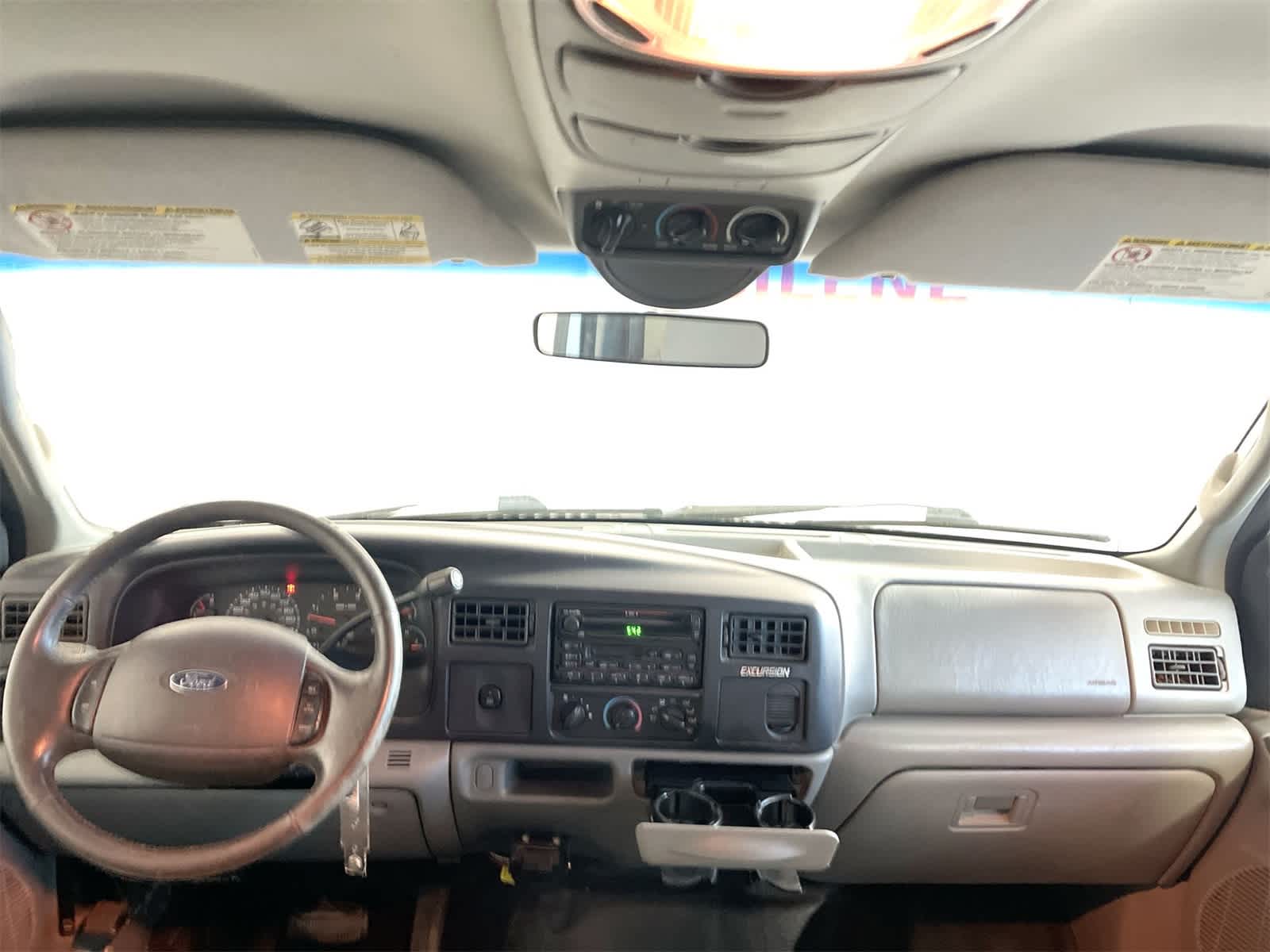 Thumbnail: 2005 Ford Excursion - 16