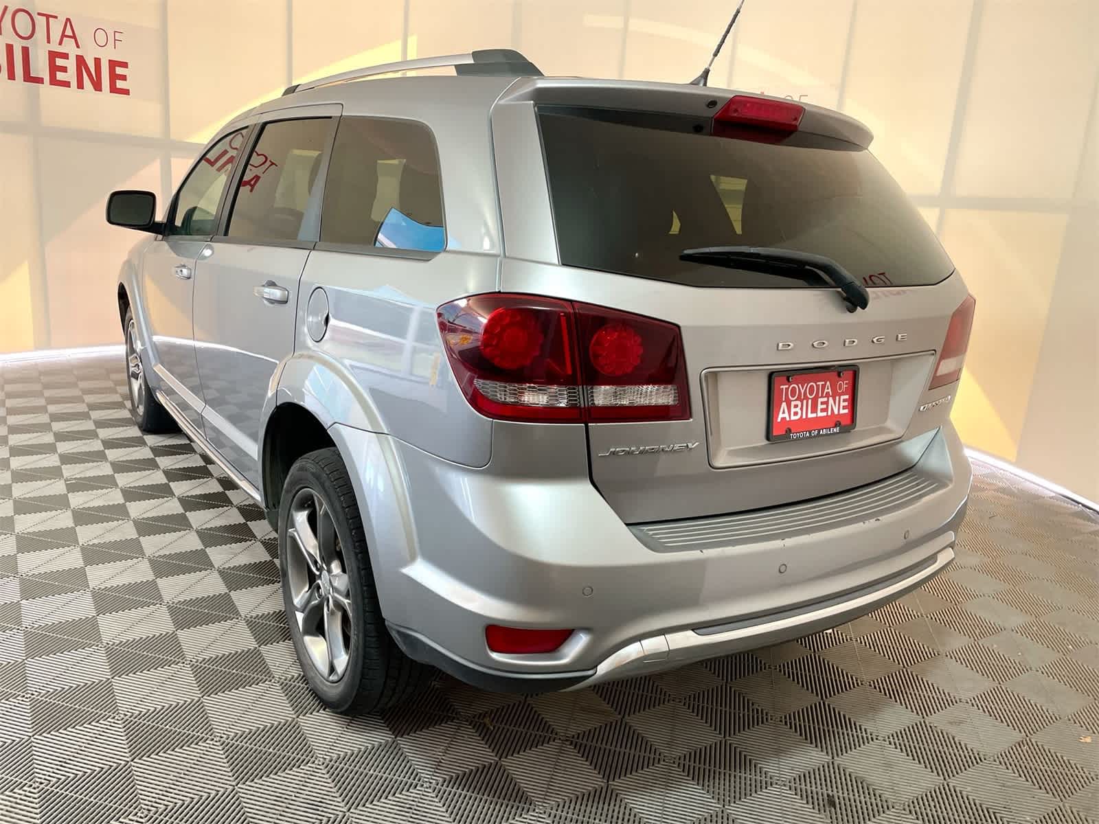 Thumbnail: 2015 Dodge Journey - 3
