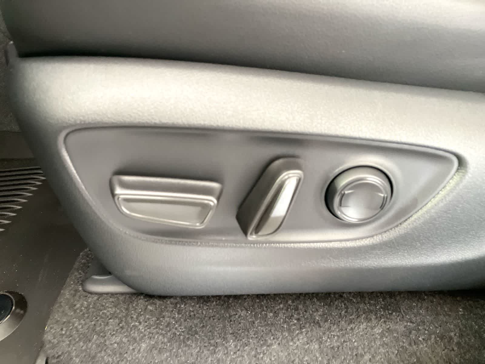 Thumbnail: 2026 Toyota Land Cruiser - 10