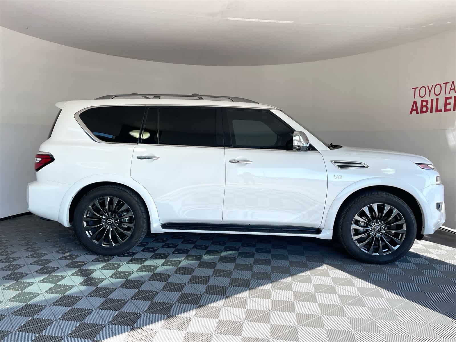 Thumbnail: 2022 Nissan Armada - 8