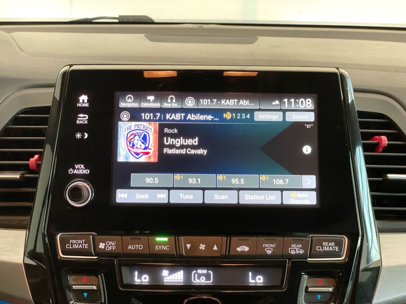 Thumbnail: 2022 Honda Odyssey - 21