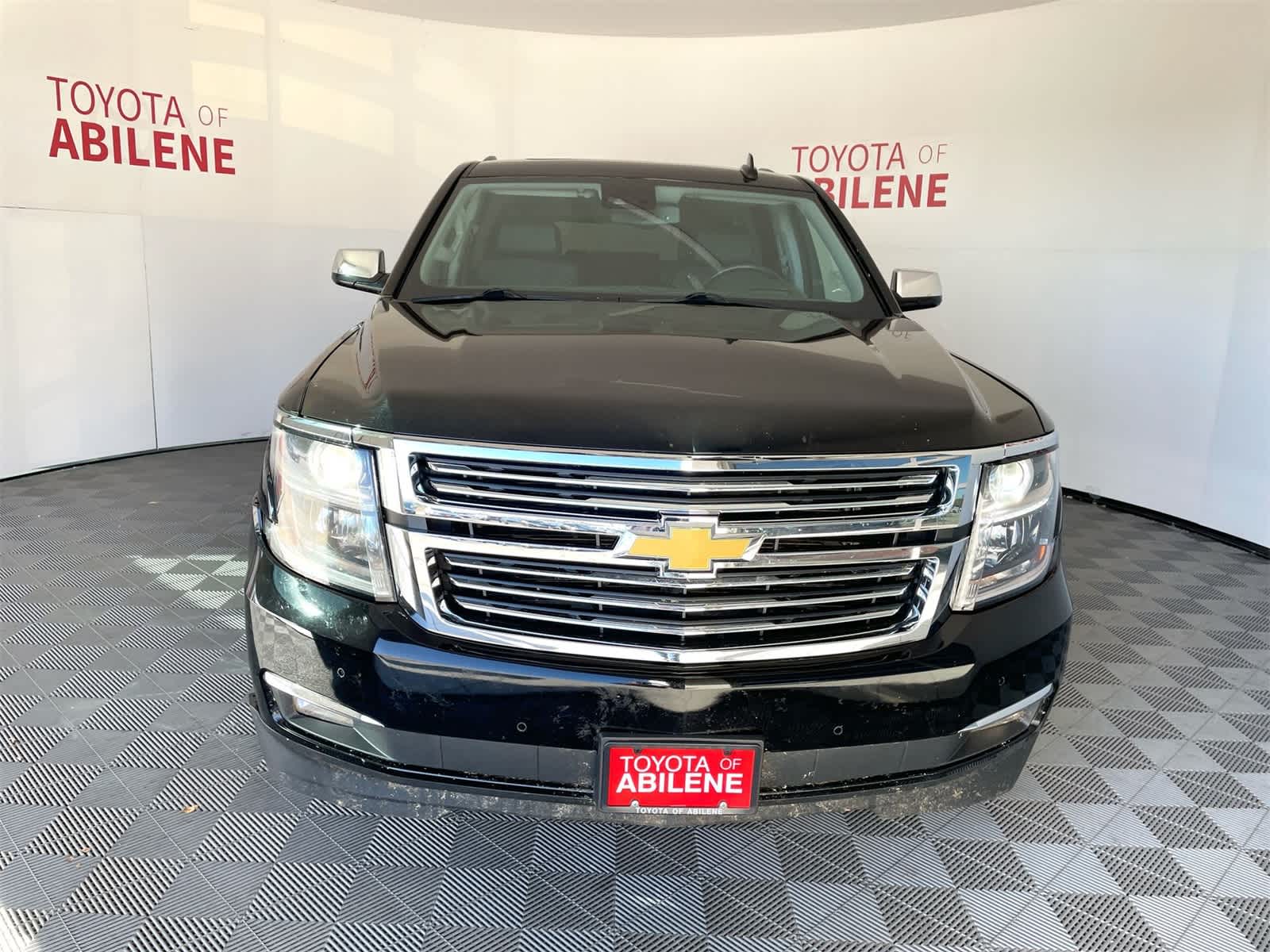 Thumbnail: 2017 Chevrolet Suburban - 7