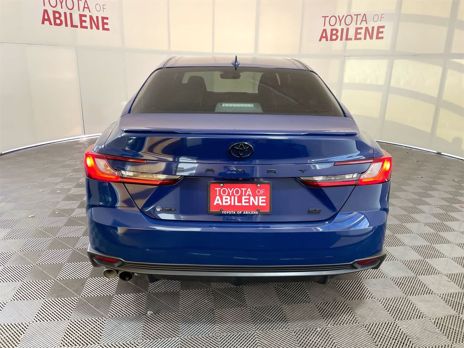 Thumbnail: 2025 Toyota Camry - 3