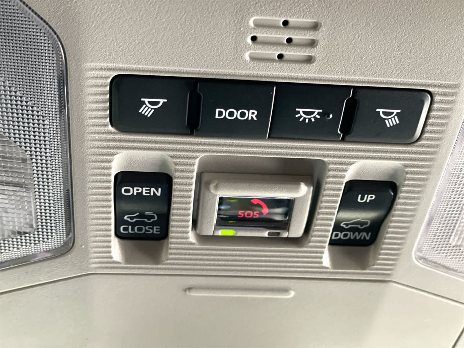 Thumbnail: 2025 Toyota RAV4 - 25