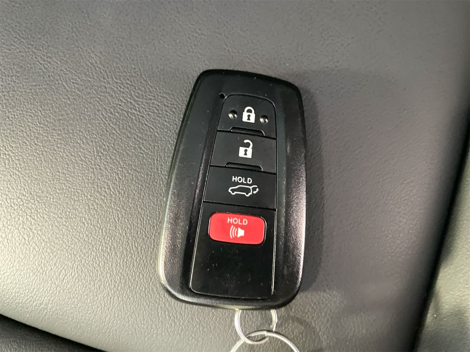 Thumbnail: 2025 Toyota RAV4 - 28