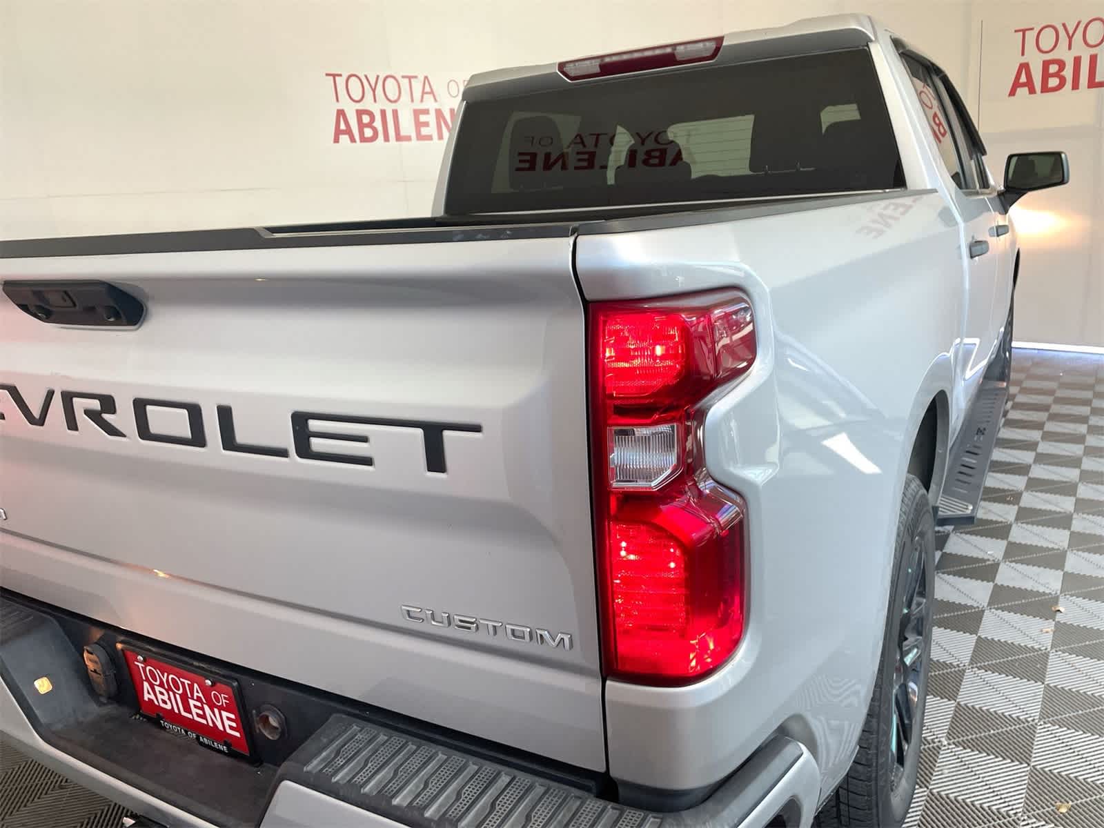 Thumbnail: 2022 Chevrolet Silverado 1500 - 7