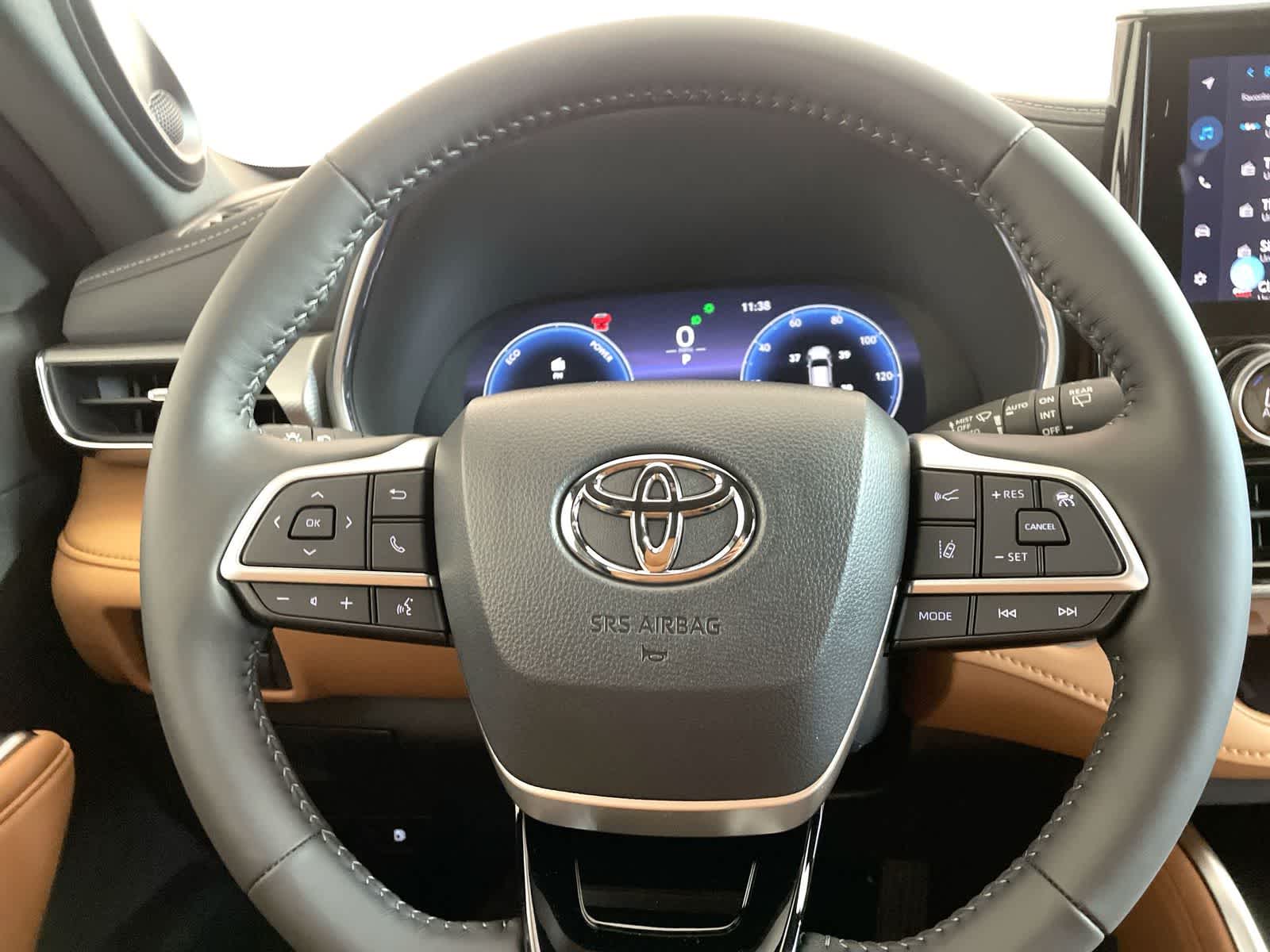 Thumbnail: 2026 Toyota Highlander - 18