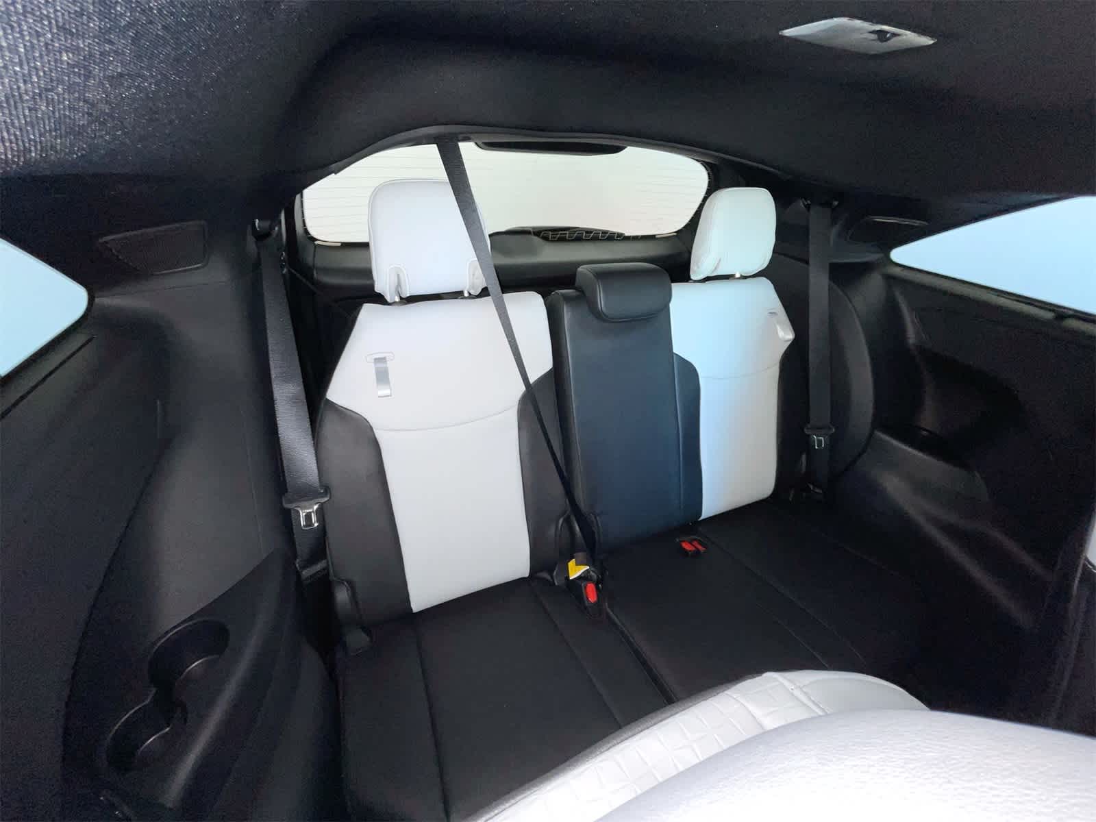 Thumbnail: 2026 Toyota Sienna - 16