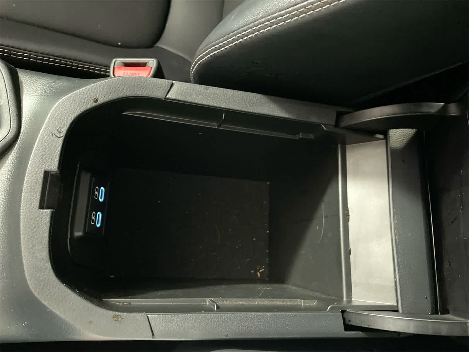 Thumbnail: 2022 Toyota RAV4 - 23